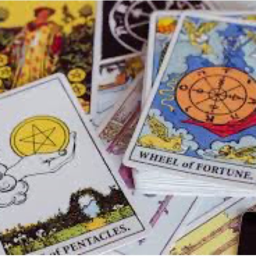 2 Question Tarot Card Reading - Picture 8 of 10
